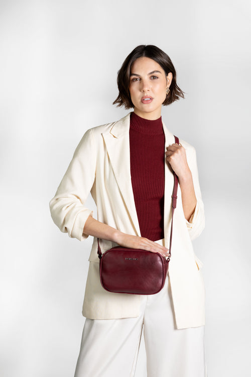 Bolsa Transversal Camera em Couro Pequena