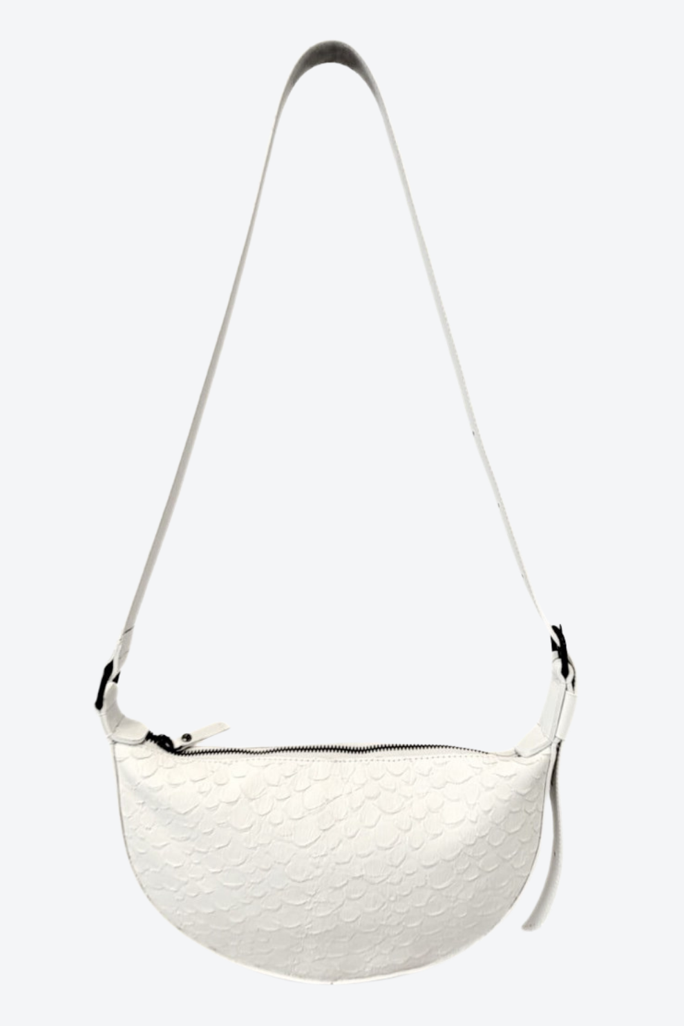 Bolsa Couro Meia Lua Estampa Pirarucu Pequena