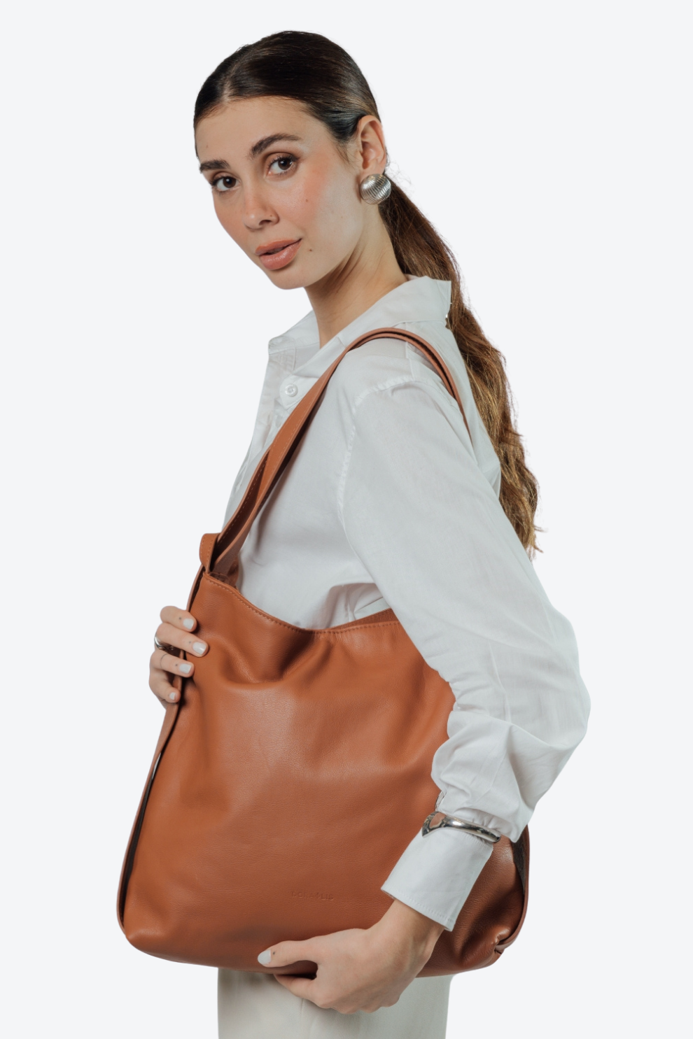 Bolsa Couro Saco Vira Mochila Grande