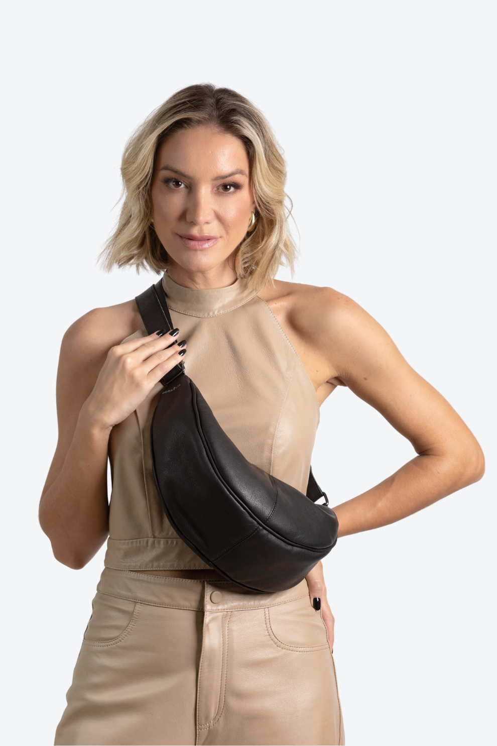 Bolsa Pochete Couro Meia Lua Média