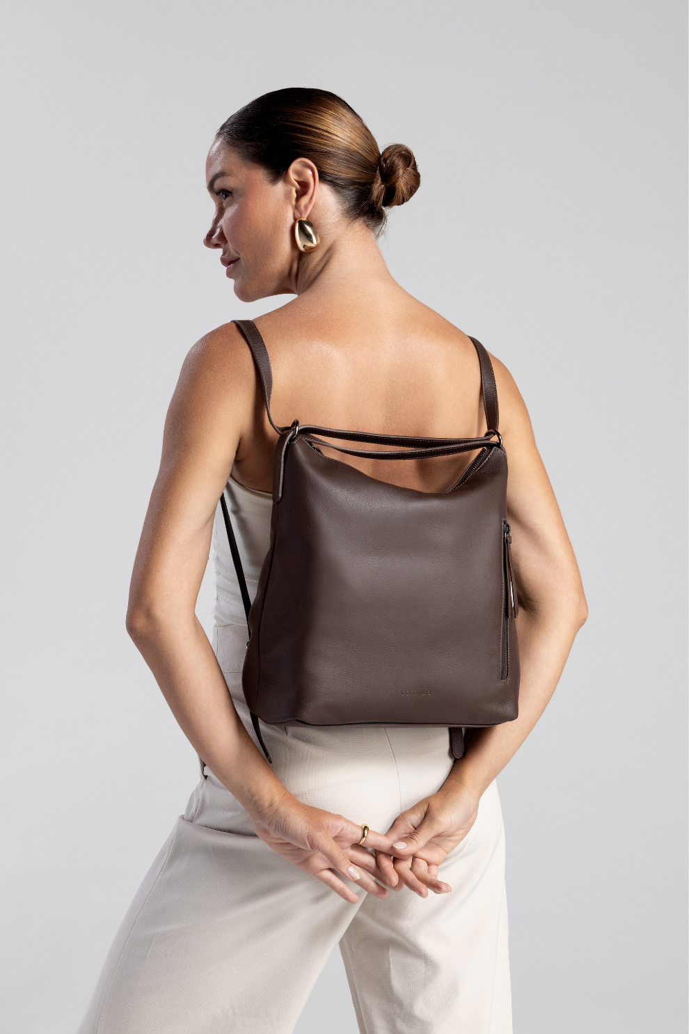 Bolsa Couro Vira Mochila Zíper Grande