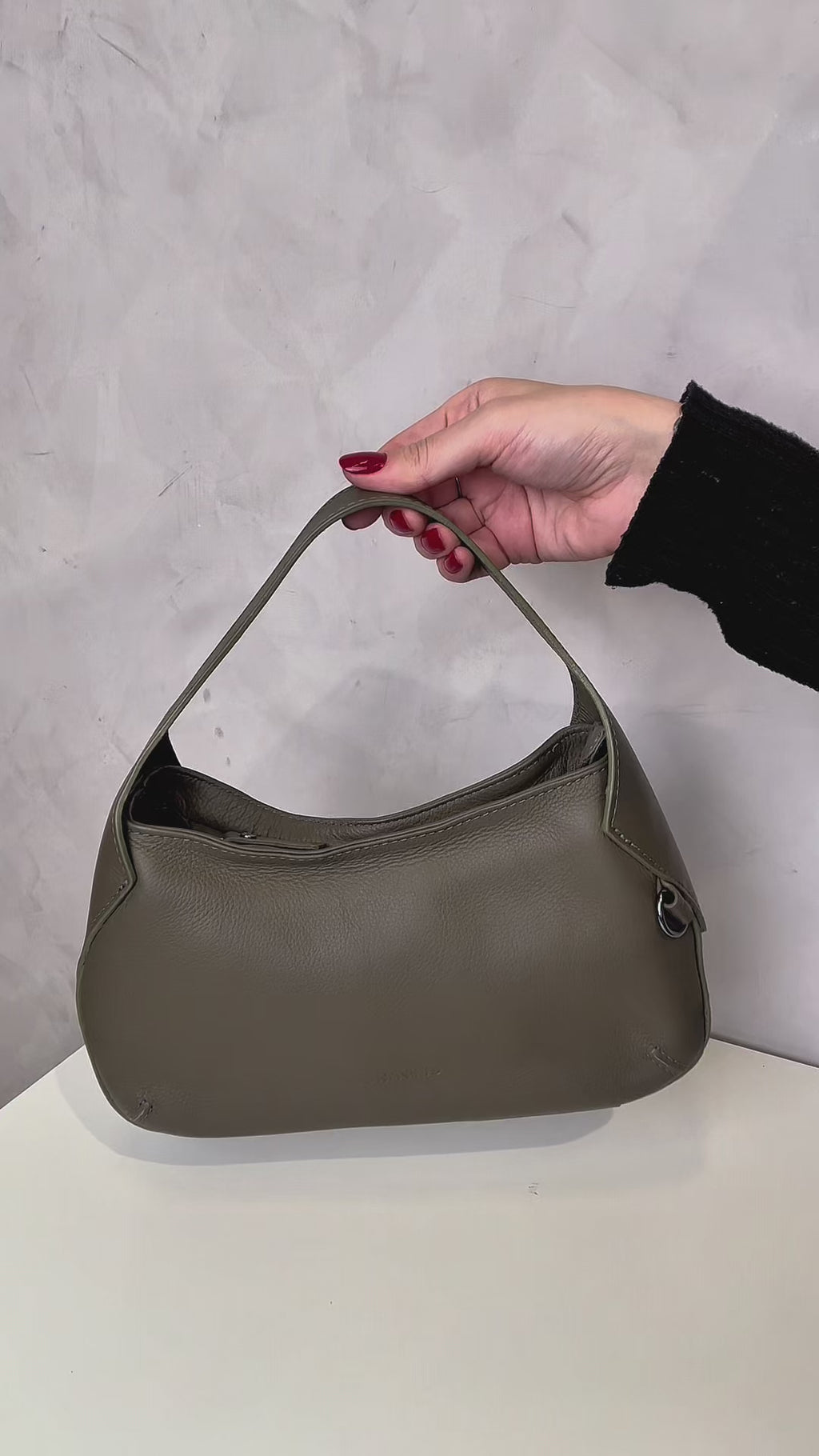 Bolsa Couro Hobo Crossbody Pequena