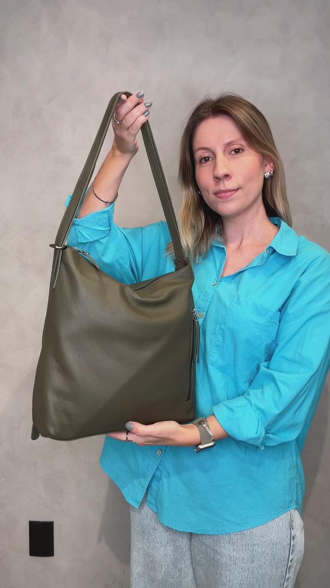 Bolsa Couro Vira Mochila Zíper Grande