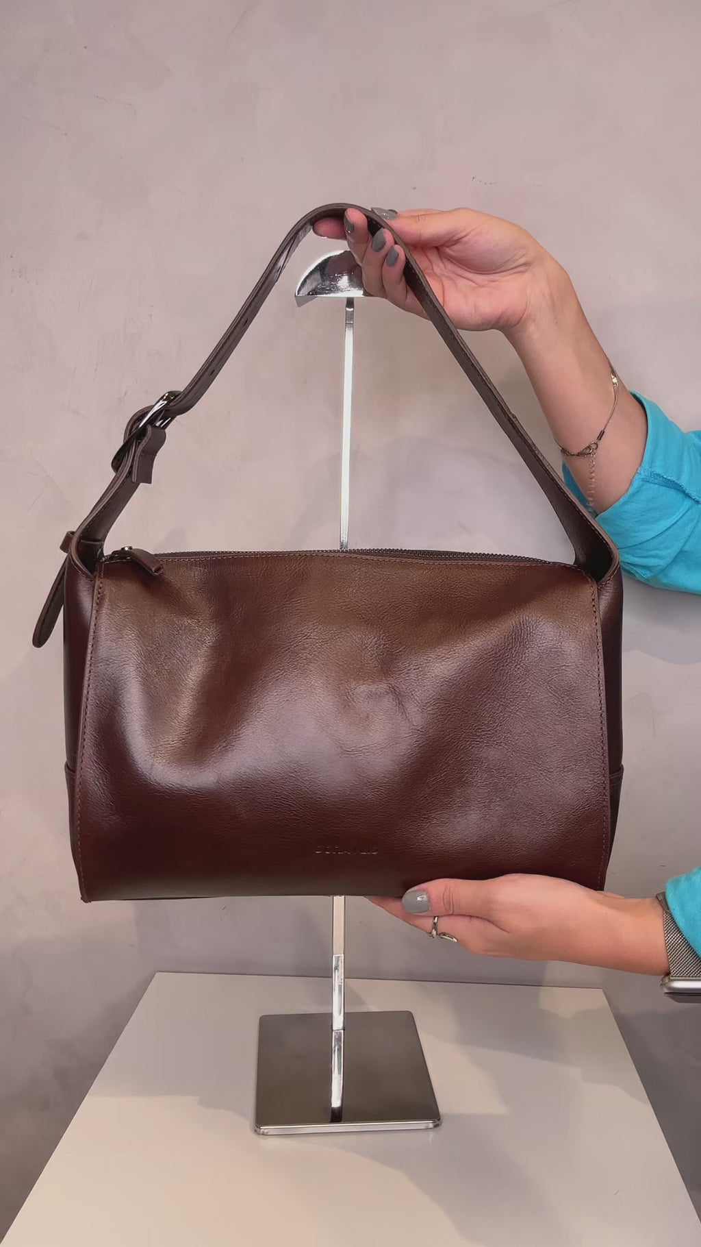 Bolsa Couro Fivela Ombro Média