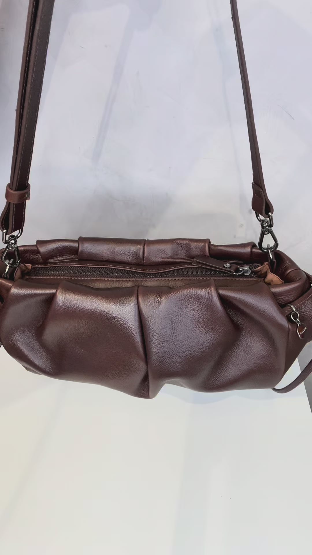 Bolsa Couro Baguete Slouchy Média