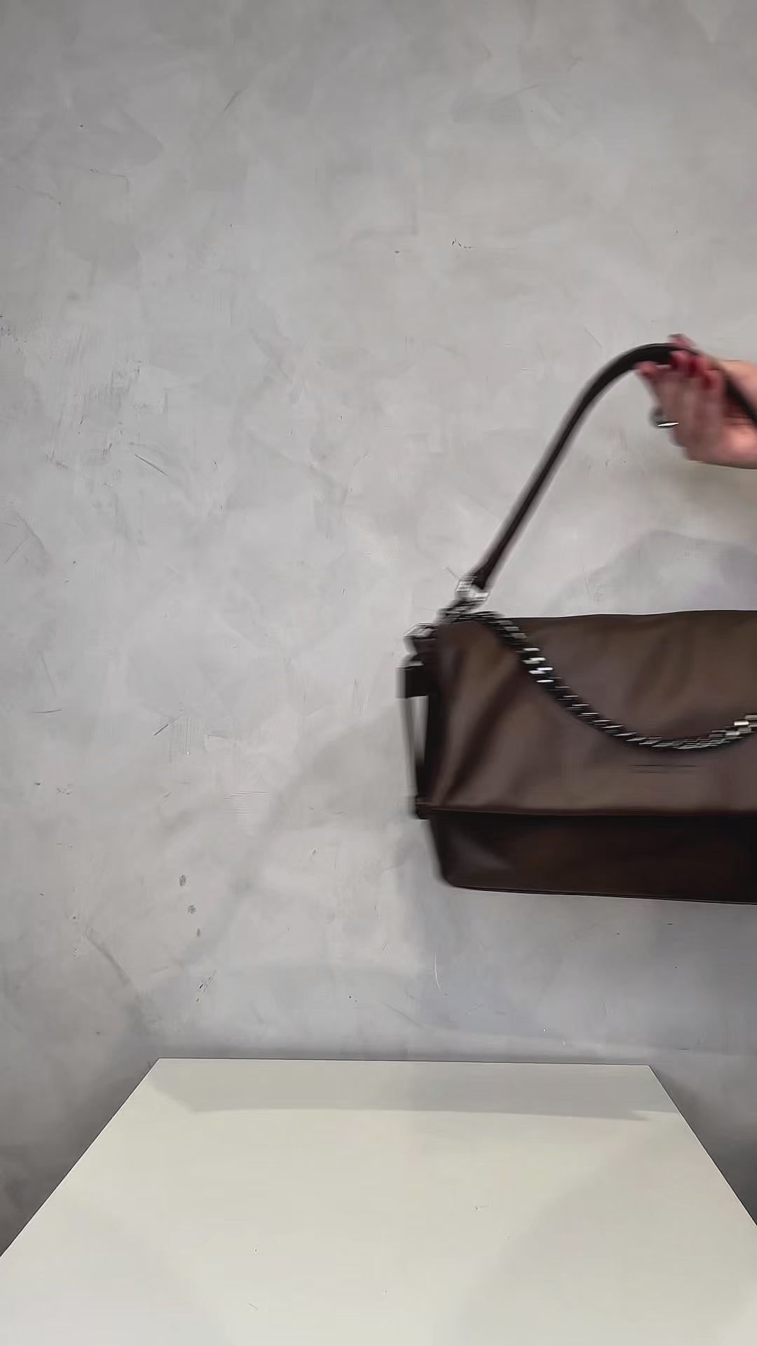 Bolsa Couro Corrente Média